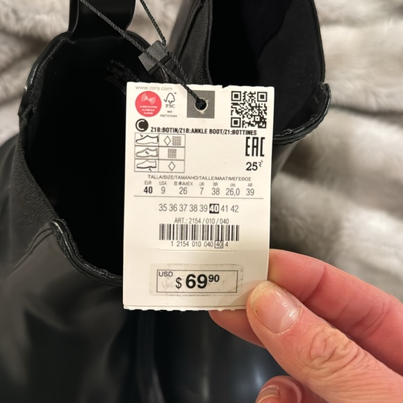 NWT Zara Lug Sole Boots - Picture 5 of 7
